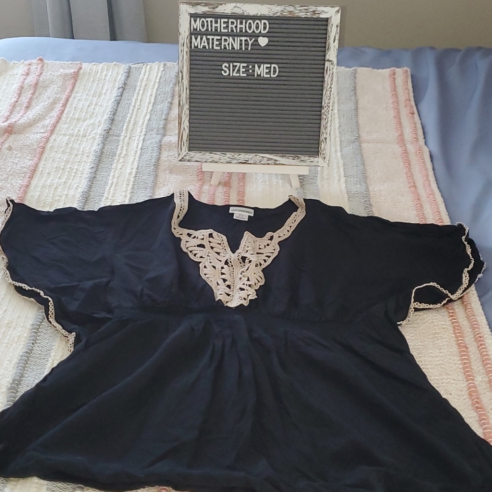 Maternity shirt